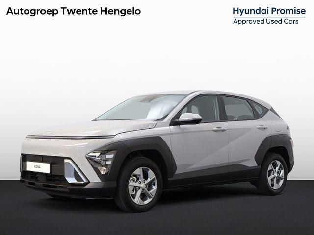 Cyber gray metallic (grijs metallic) Occasion 2025 Hyundai Kona Comfort SUV | € 29.950 (Goede deal) - Afbeelding 1/4