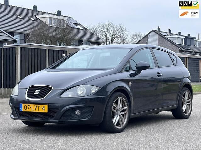 Occasion Seat Leon 105 PK (77 kW) 2010 Zwart Hatchback
