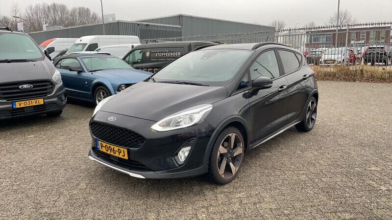 Zwart Gebruikt 2021 Ford Fiesta Active X Hatchback | € 15.950 (Eerlijke prijs) - Afbeelding 1/4