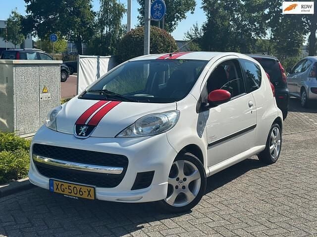 Wit Gebruikt 2009 Peugeot 107 Sport Hatchback | € 3.250 (Iets duurder) - Afbeelding 1/4