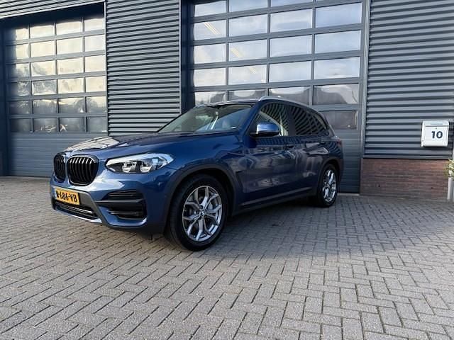 Blauw Occasion 2018 BMW X3 Executive SUV | € 32.450 - Afbeelding 1/4