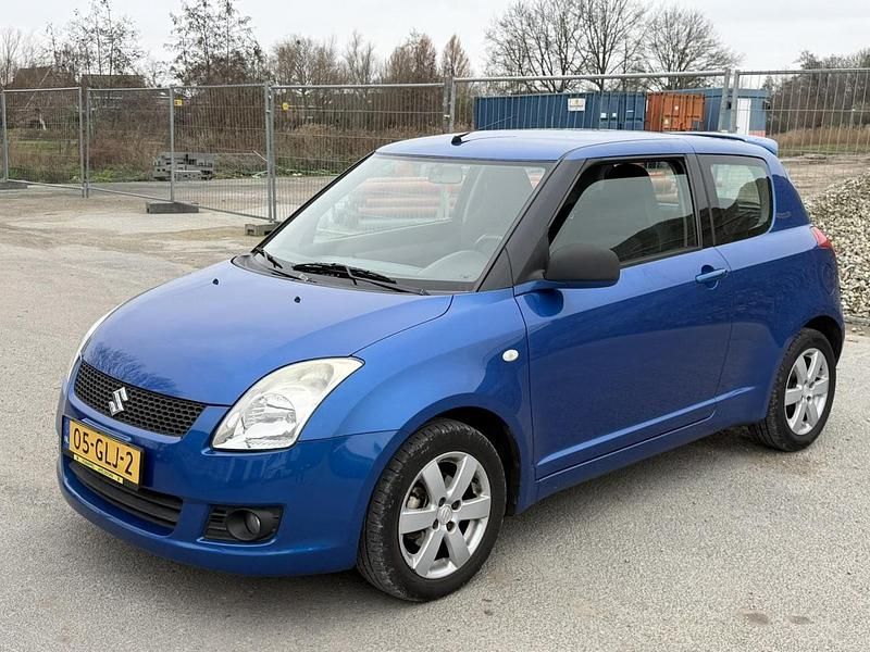Blauw Occasion 2008 Suzuki Swift Hatchback | € 4.450 (Eerlijke prijs) - Afbeelding 1/4