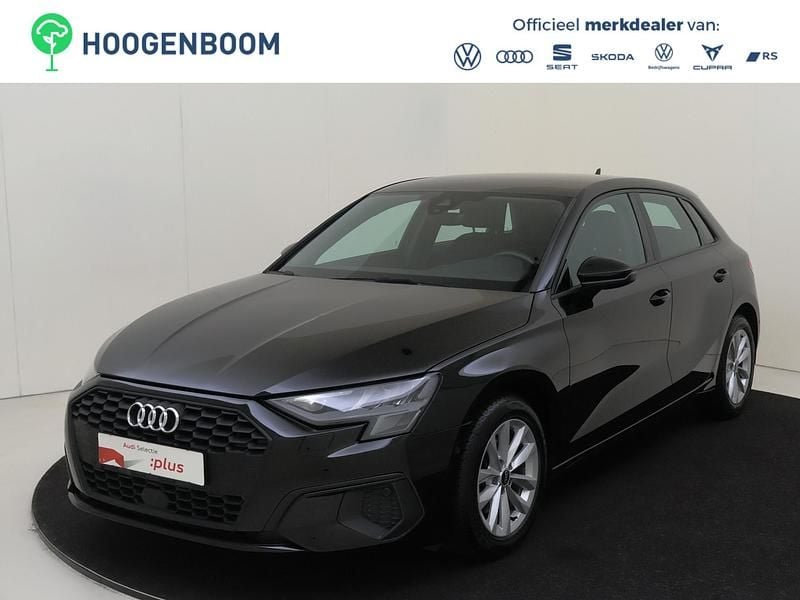 Zwart Gebruikt 2023 Audi A3 Sportback Proline Hatchback | € 26.950 (Super prijs) - Afbeelding 1/4