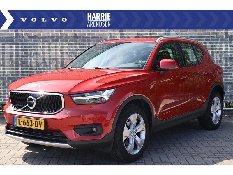 Oranje Gebruikt 2021 Volvo XC40 Business Edition SUV | € 27.399 (Super prijs) - Afbeelding 1/4