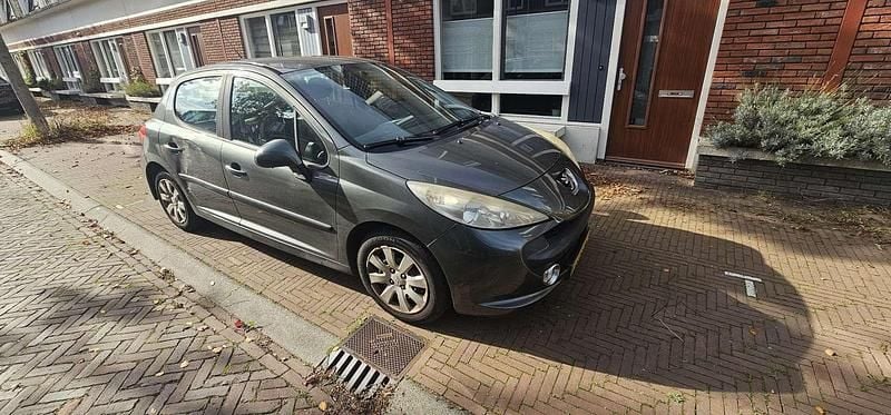 Grijs Gebruikt 2008 Peugeot 207 Hatchback | € 600 (Super prijs) - Afbeelding 1/4