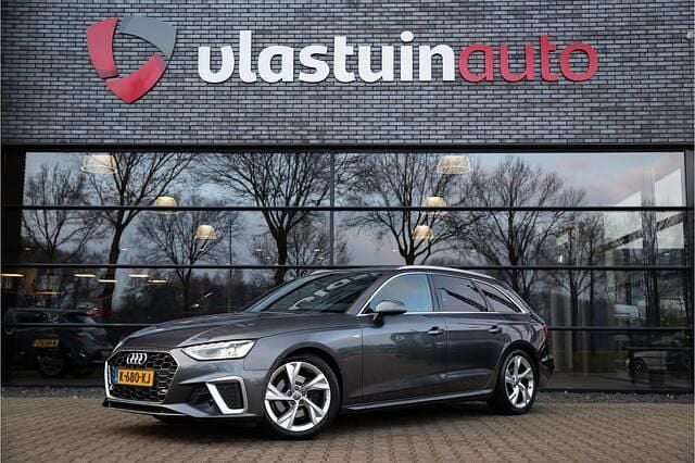 Occasion Audi A4 S-Line 150 PK (110 kW) 2021 Grijs (metallic) Stationwagen