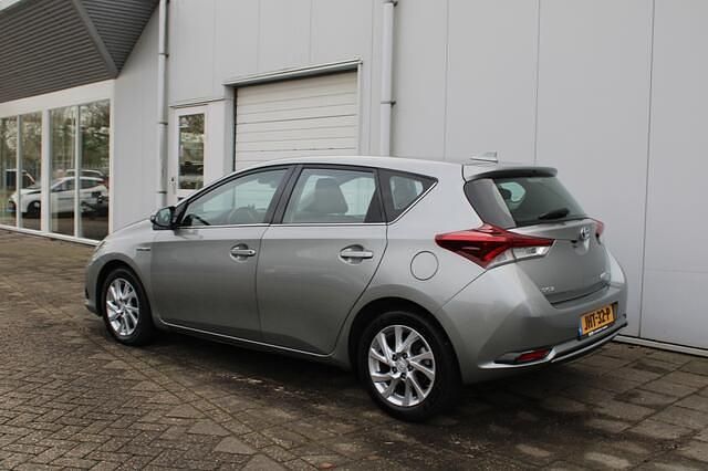 Occasion Toyota Auris 99 PK (72 kW) 2016 Grijs Hatchback