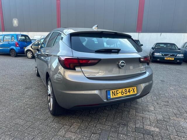 Occasion Opel Astra Business 150 PK (110 kW) 2017 Bruin Hatchback
