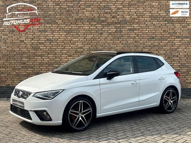 Wit Gebruikt 2018 Seat Ibiza Beats Hatchback | € 18.450 (Eerlijke prijs) - Afbeelding 1/4