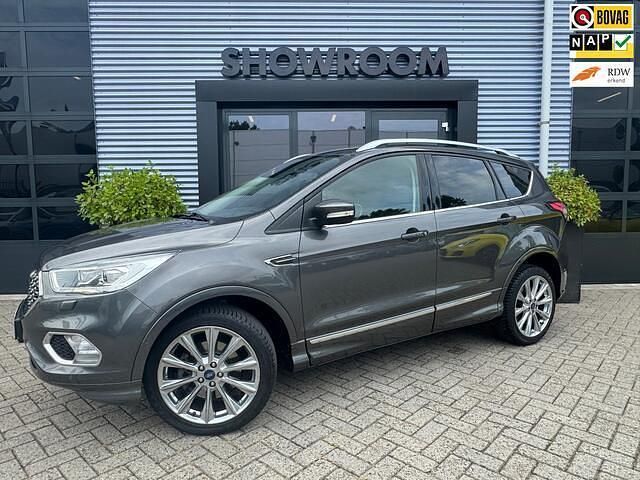 Grijs Gebruikt 2017 Ford Kuga Vignale SUV | € 19.900 (Eerlijke prijs) - Afbeelding 1/4