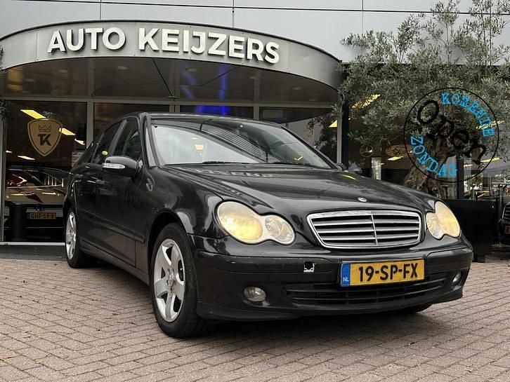 Gebruikt 2006 Mercedes C200 Classic | € 1.750 - Afbeelding 1/1