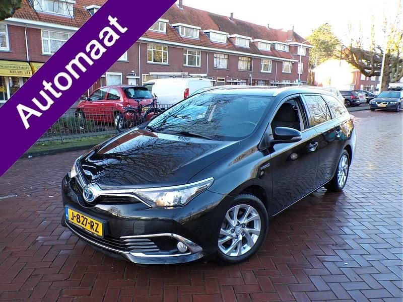 Occasion Toyota Auris Hybrid 2018 Zwart Hatchback