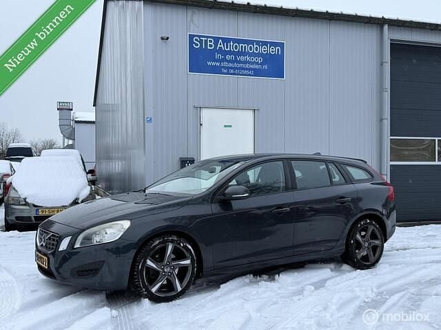 Grijs Gebruikt 2011 Volvo V60 Stationwagen | € 5.250 (Goede deal) - Afbeelding 1/4