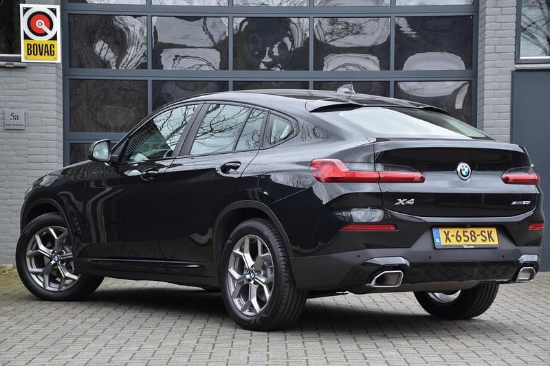 Occasion BMW X4 2024 Zwart SUV