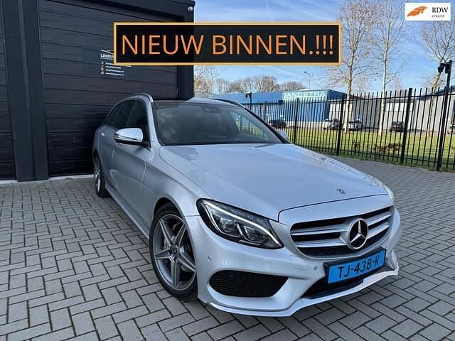 Grijs Gebruikt 2017 Mercedes C220 AMG line Stationwagen | € 16.450 (Eerlijke prijs) - Afbeelding 1/4