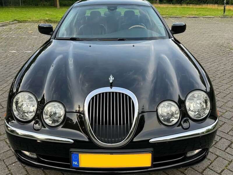 Zwart Gebruikt 2000 Jaguar S-Type S Sedan | € 12.900 - Afbeelding 1/4