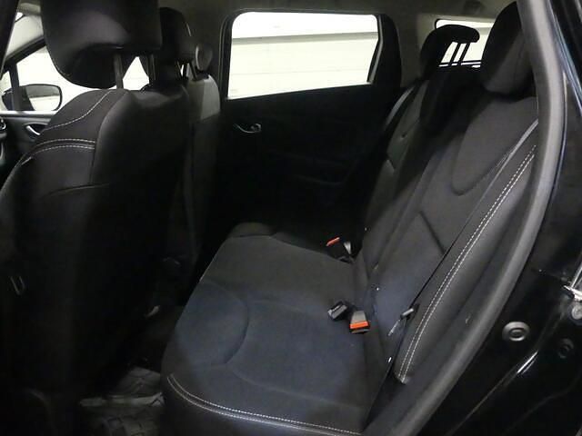 Occasion Renault Clio GrandTour Expression 90 PK (66 kW) 2015 Zwart Stationwagen