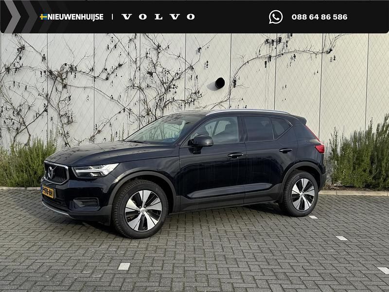 Zwart Occasion 2022 Volvo XC40 Business Edition SUV | € 35.894 (Eerlijke prijs) - Afbeelding 1/4