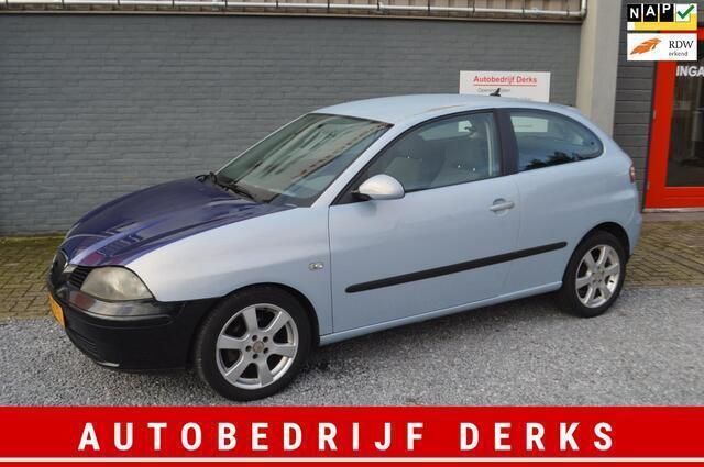 Blauw Gebruikt 2004 Seat Ibiza Hatchback | € 950 (Eerlijke prijs) - Afbeelding 1/4