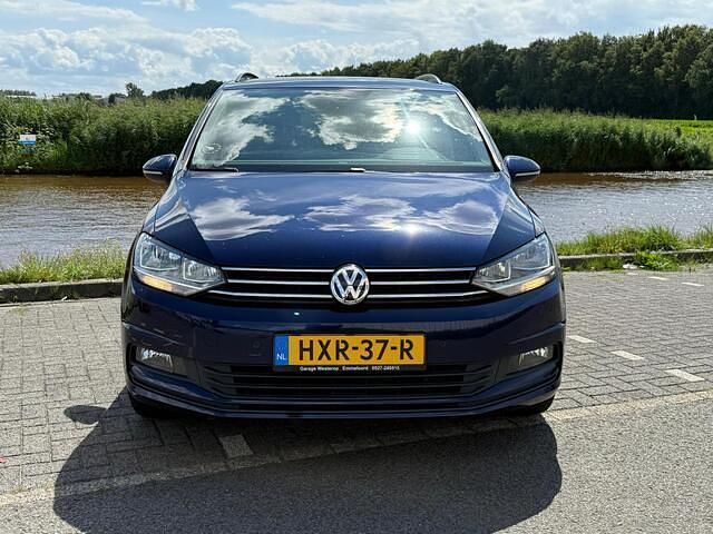 Occasion VW Touran Highline 150 PK (110 kW) 2019 Blauw MPV