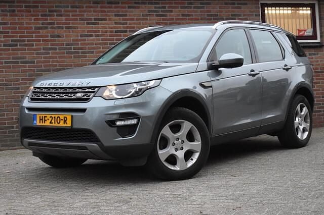 Grijs (metallic) Gebruikt 2015 Land Rover Discovery Sport SE SUV | € 6.949 (Goede deal) - Afbeelding 1/4