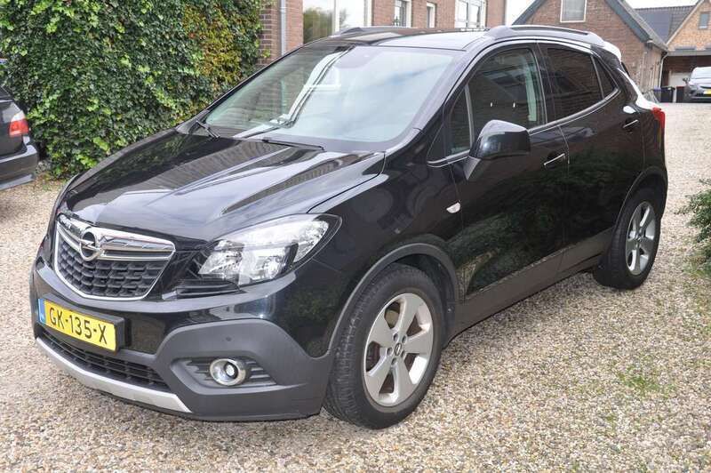 Zwart, metallic lak Gebruikt 2015 Opel Mokka Edition SUV | € 14.450 (Iets duurder) - Afbeelding 1/4