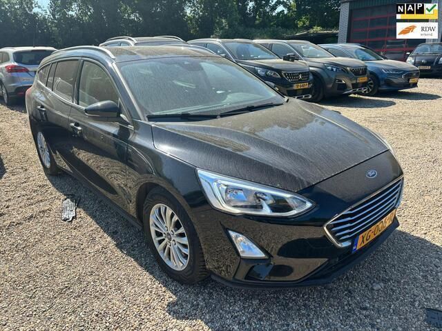 Zwart Gebruikt 2019 Ford Focus Business Edition Stationwagen | € 8.950 (Goede deal) - Afbeelding 1/4
