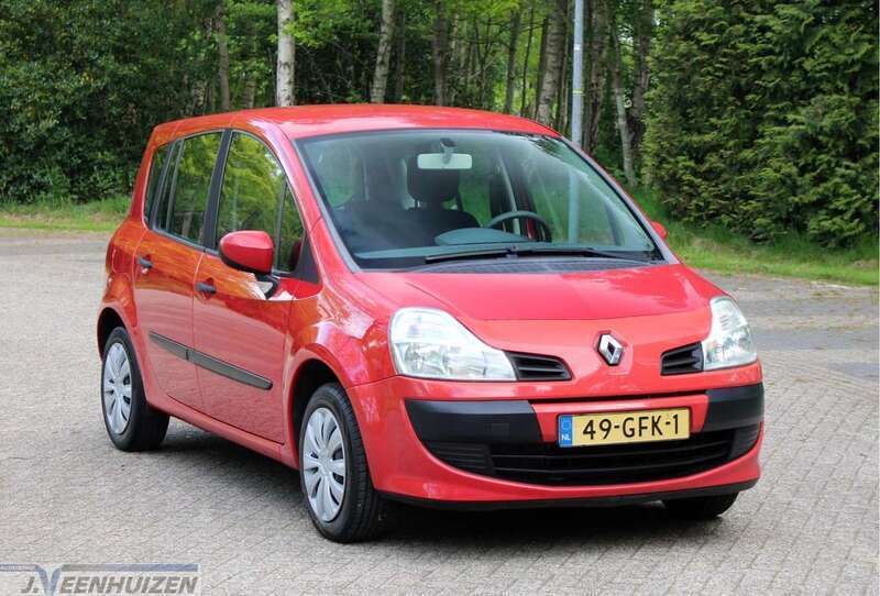 Rood Gebruikt 2008 Renault Grand Modus Expression MPV | € 1.999 (Eerlijke prijs) - Afbeelding 1/4