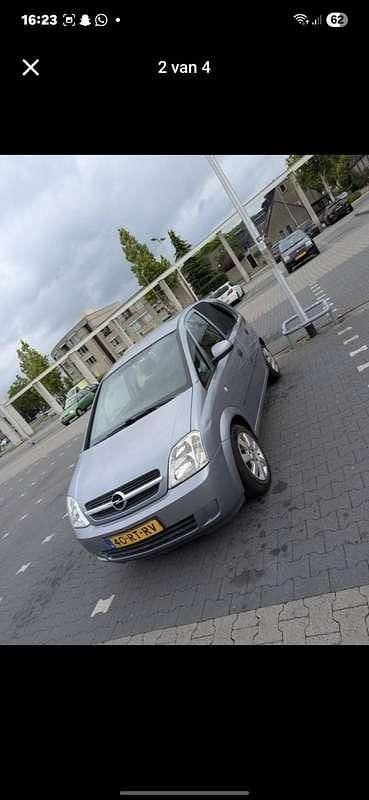 Grijs Gebruikt 2005 Opel Meriva MPV | € 1.000 (Goede deal) - Afbeelding 1/4