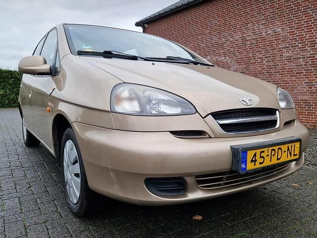 Beige Gebruikt 2004 Chevrolet Tacuma MPV | € 1.250 (Eerlijke prijs) - Afbeelding 1/4