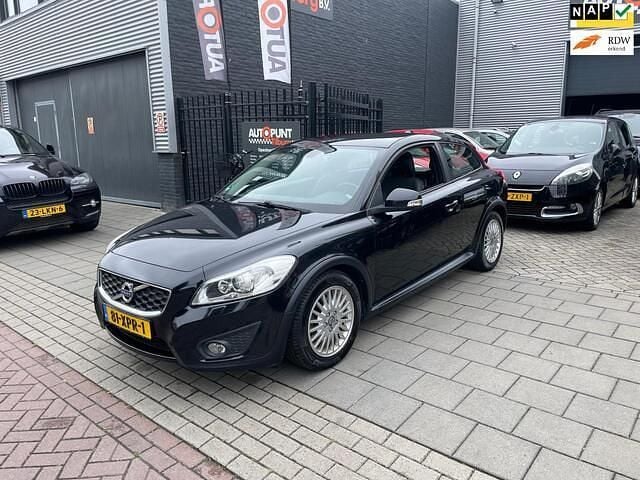 Zwart Gebruikt 2012 Volvo C30 Hatchback | € 2.999 (Eerlijke prijs) - Afbeelding 1/4