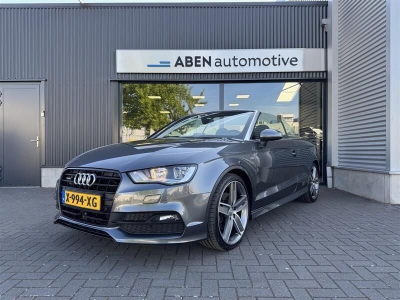Grijs, metallic lak Gebruikt 2015 Audi A3 Cabriolet Proline Cabriolet | € 20.945 (Eerlijke prijs) - Afbeelding 1/4