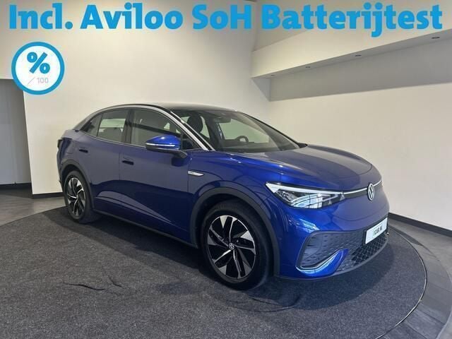 Blauw Gebruikt 2023 VW ID.5 Pro SUV | € 34.900 (Eerlijke prijs) - Afbeelding 1/4