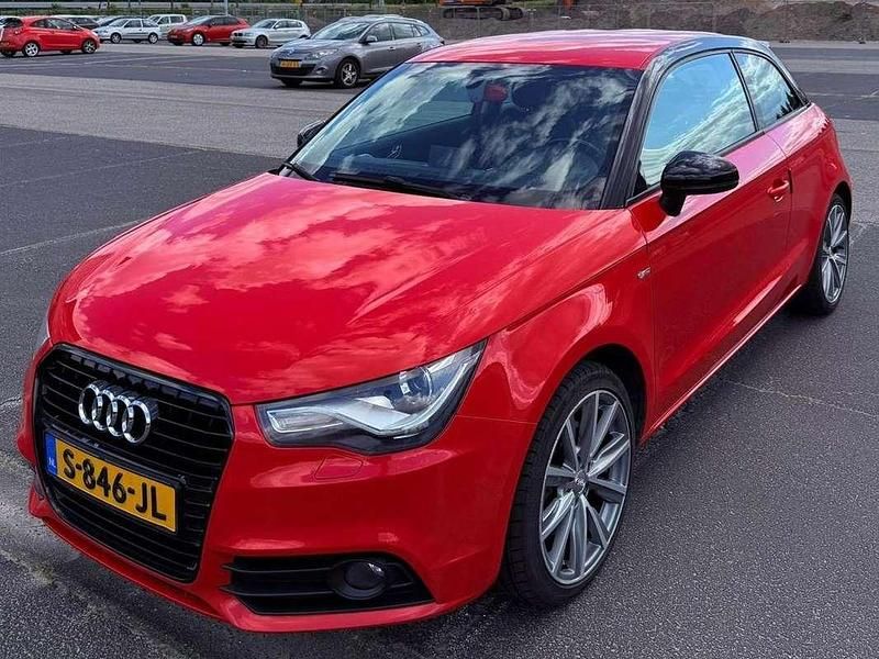 Occasion Audi A1 Attraction 122 PK (89 kW) 2012 Rood Coupé
