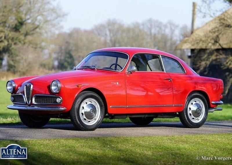 Rood Gebruikt 1960 Alfa Romeo Giulietta Sprint Hatchback | € 41.500 - Afbeelding 1/4