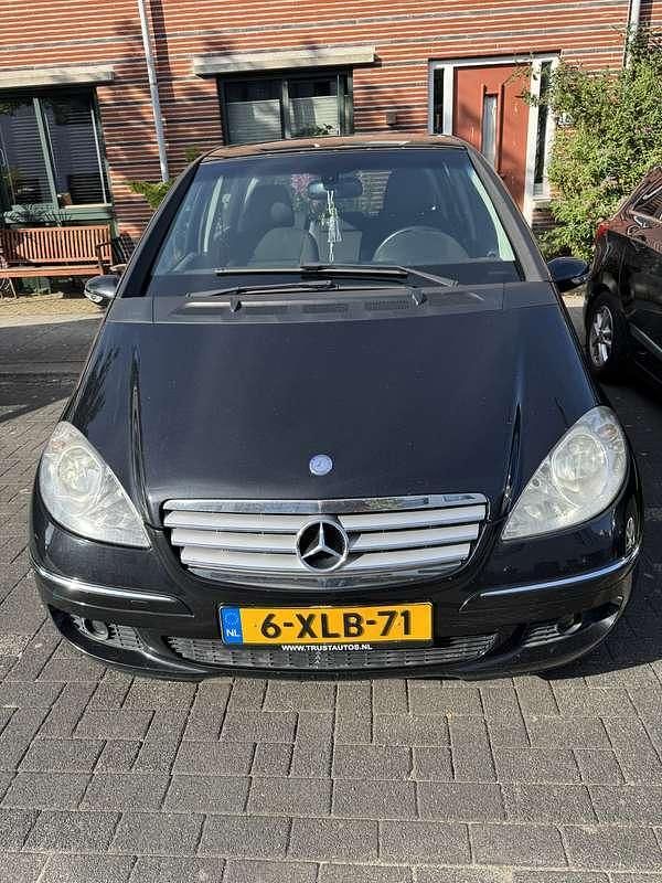 Zwart Gebruikt 2007 Mercedes A150 Classic Stationwagen | € 2.950 - Afbeelding 1/4