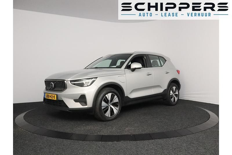 Grijs Gebruikt 2022 Volvo XC40 Inscription SUV | € 29.900 (Super prijs) - Afbeelding 1/4
