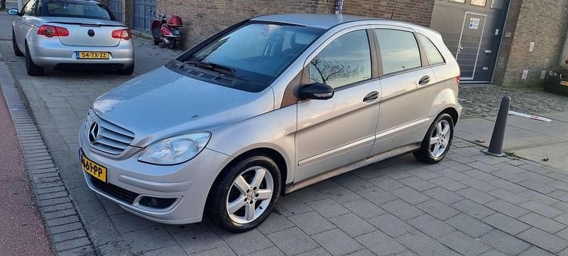 Grijs Gebruikt 2006 Mercedes B150 MPV | € 2.950 (Super prijs) - Afbeelding 1/4