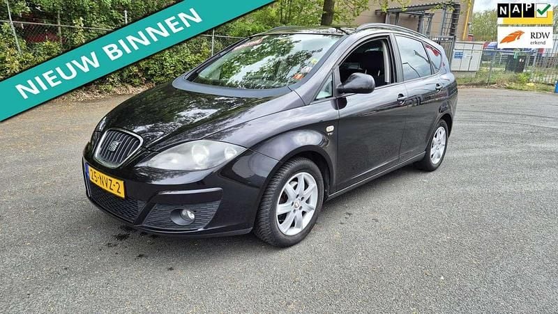 Zwart Gebruikt 2010 Seat Altea XL MPV | € 2.999 (Eerlijke prijs) - Afbeelding 1/4