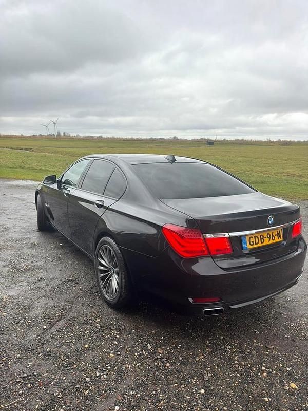 Occasion BMW 750 408 PK (300 kW) 2009 Zwart Sedan