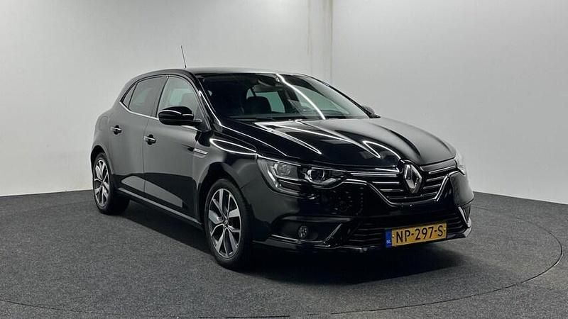 Occasion Renault Mégane IV Bose Edition 2017 Zwart Hatchback