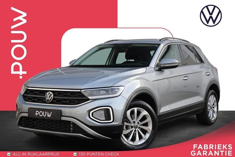 Grijs Gebruikt 2024 VW T-Roc Edition SUV | € 31.450 (Goede deal) - Afbeelding 1/4