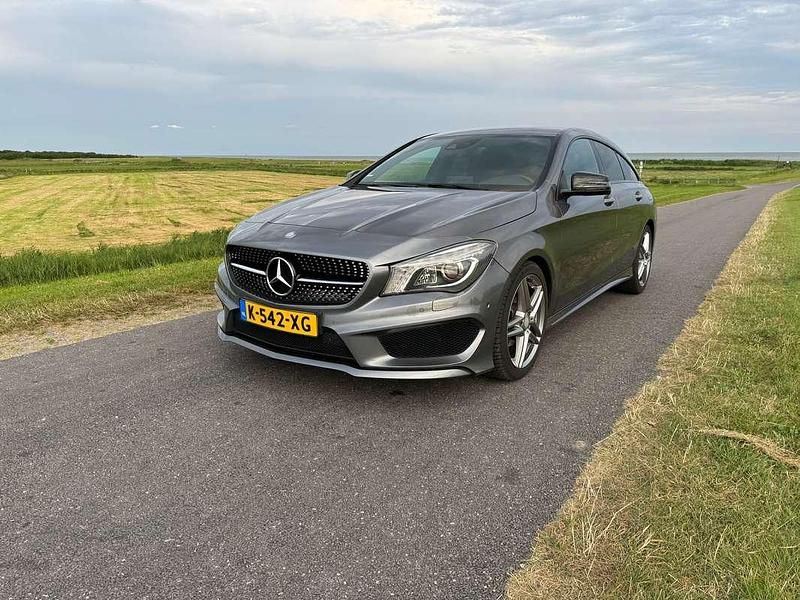 Occasion Mercedes CLA200 Prestige 156 PK (114 kW) 2015 Grijs Stationwagen