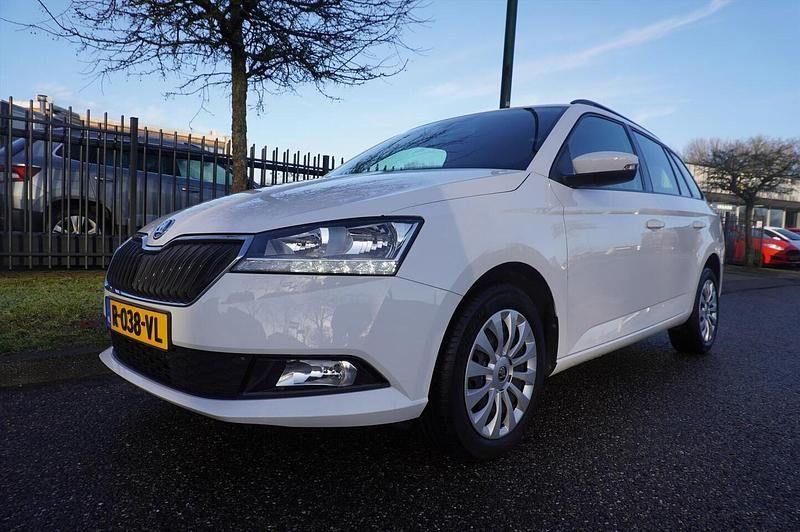 Occasion Skoda Fabia Ambition 95 PK (69 kW) 2022 Wit Hatchback