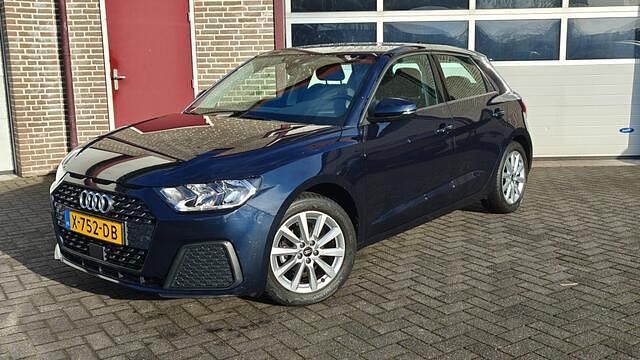 Blauw Occasion 2022 Audi A1 Proline Hatchback | € 21.900 (Goede deal) - Afbeelding 1/4