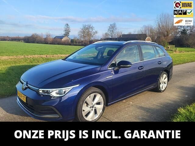 Blauw Gebruikt 2021 VW Golf VIII Style Stationwagen | € 19.750 (Eerlijke prijs) - Afbeelding 1/4