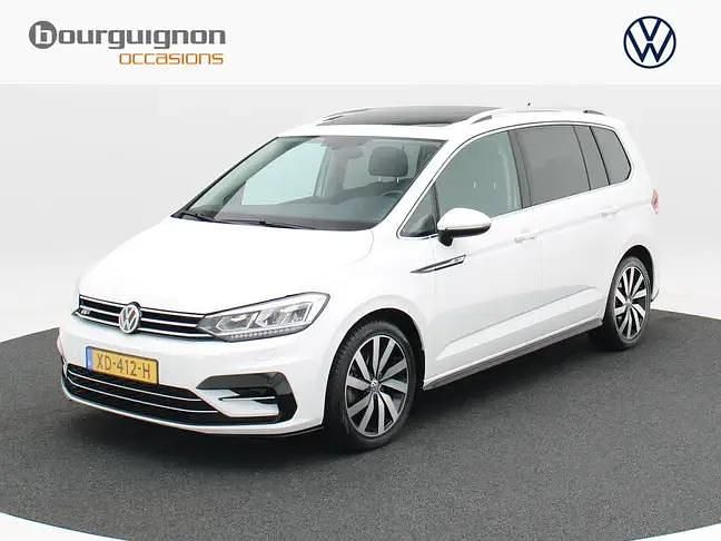 Wit Gebruikt 2018 VW Touran R-line MPV | € 29.850 (Iets duurder) - Afbeelding 1/4