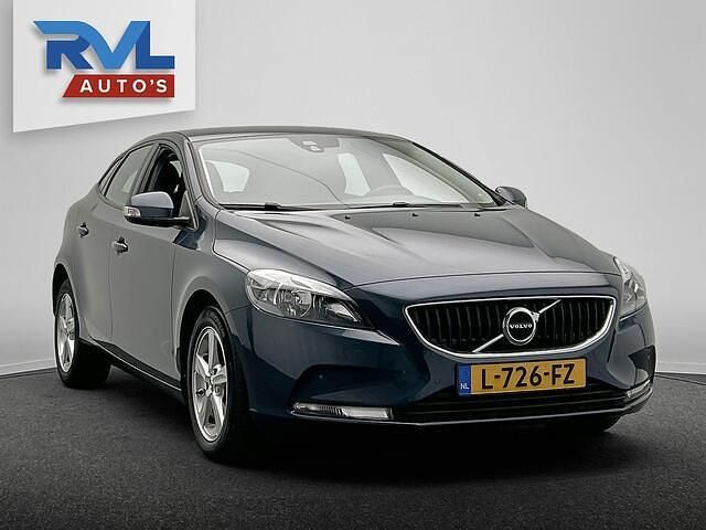 Occasion Volvo V40 Kinetic 123 PK (90 kW) 2017 Blauw Hatchback