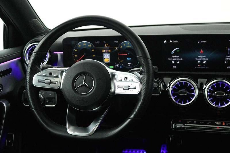 Occasion Mercedes A250 Business 160 PK (117 kW) 2021 Grijs Hatchback