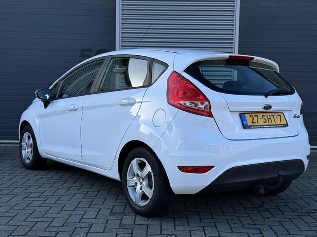 Occasion Ford Fiesta Limited 60 PK (44 kW) 2011 Wit Hatchback